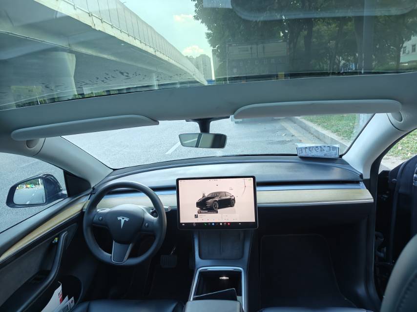 Tesla Model Y 2023 #3 Tesla Model Y 2023 immagine di auto #3