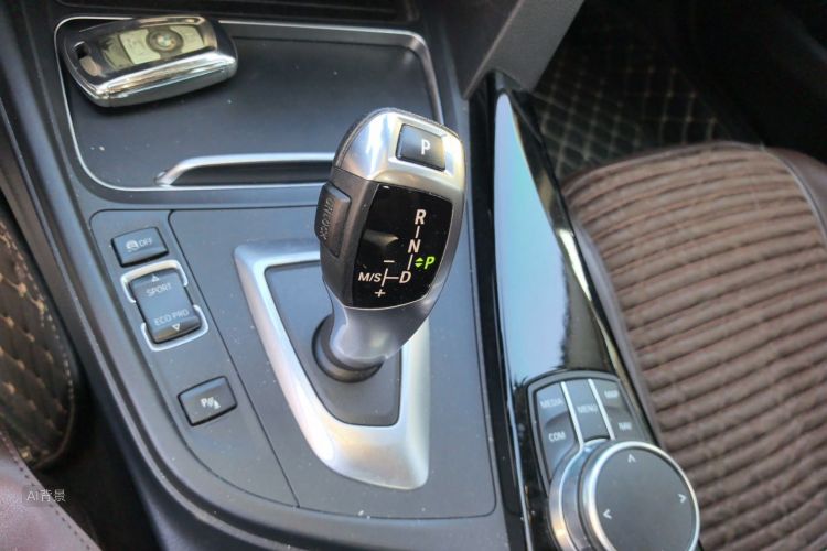 BMW 3 Series 2019 #16 BMW 3 Series 2019 immagine di auto #16