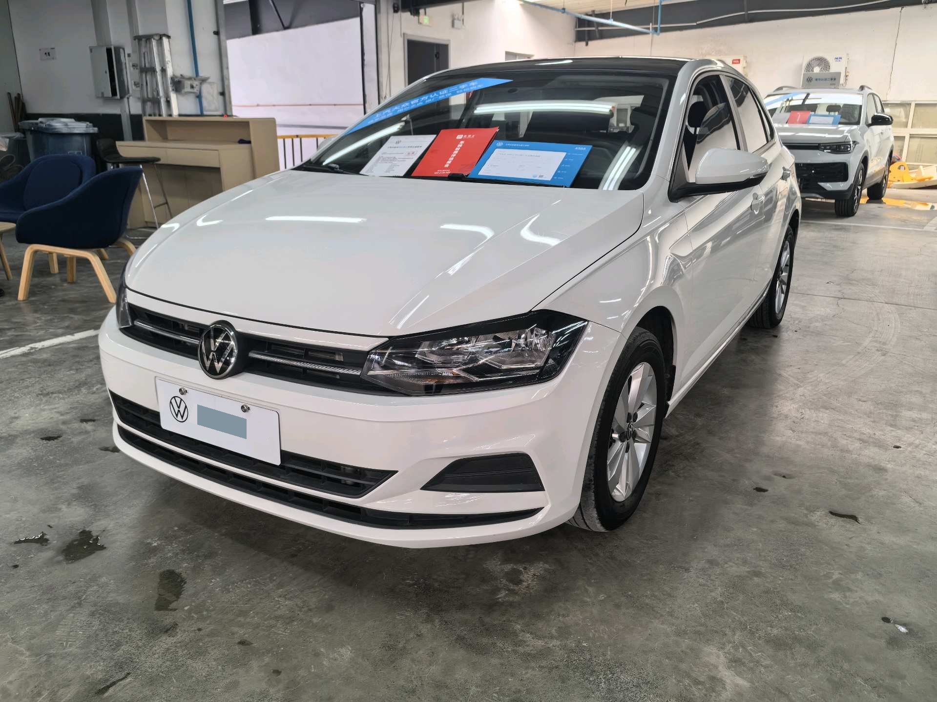 Volkswagen Polo 2021 car image 