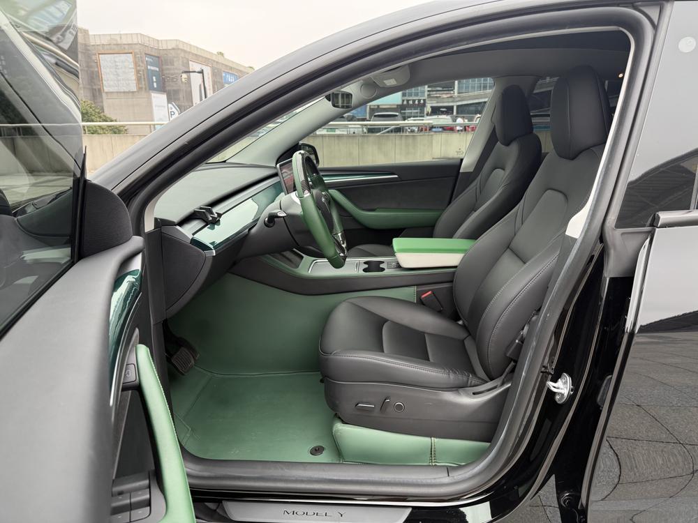 Tesla Model Y 2022 #17 Tesla Model Y 2022 car image #17