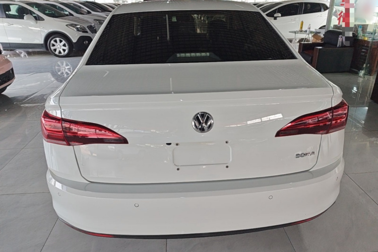 Volkswagen Bora 2020 car image #6