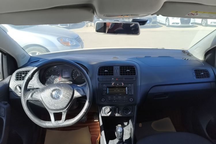 Volkswagen Polo 2018 #11 Volkswagen Polo 2018 car image #11