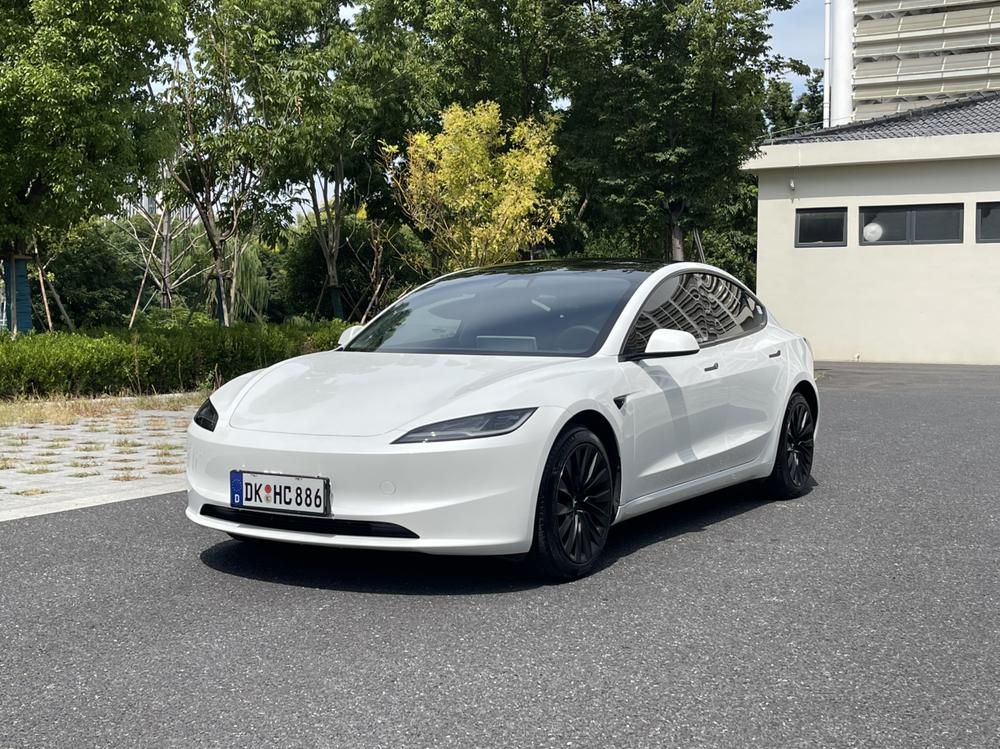 Tesla Model 3 2024 Tesla Model 3 2024 car image