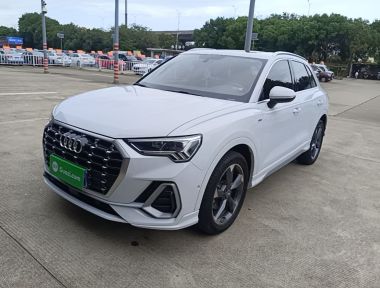 Audi Q3 2021 car image 