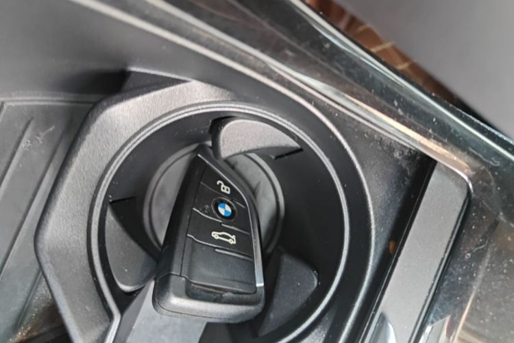 BMW X1 2020 car image #9