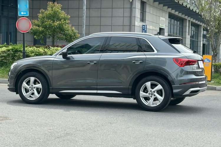 Audi Q3 2020 #5 Audi Q3 2020 car image #5