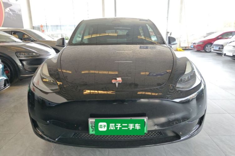 Tesla Model Y 2022 car image #3