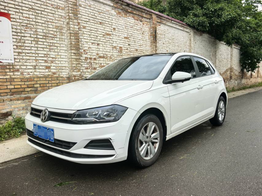 Volkswagen Polo 2021 car image 