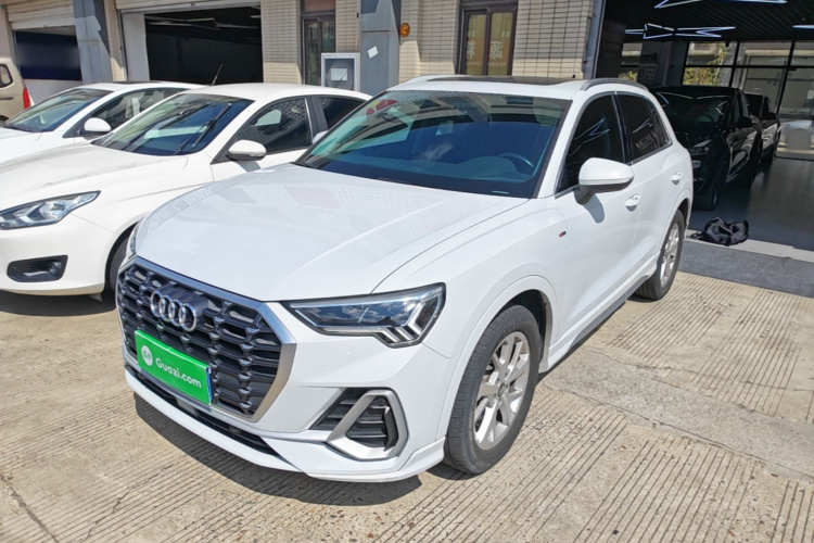 Audi Q3 2020 #2 Audi Q3 2020 car image #2