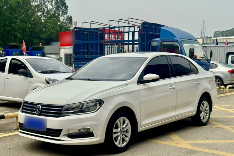 Volkswagen Santana 2016 car image #8