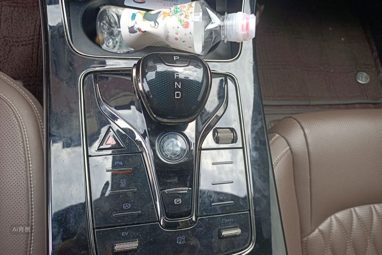 BYD Han 2023 car image #16