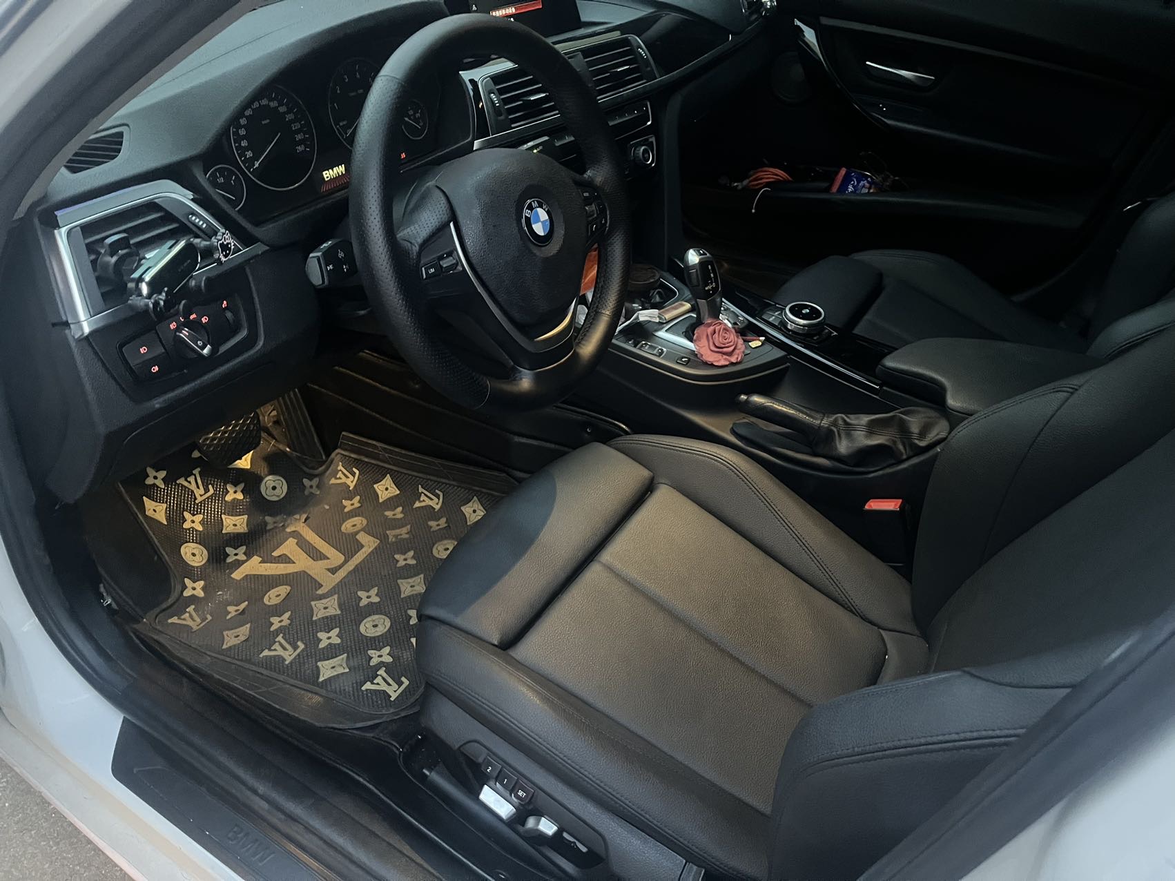 BMW 3 Series 2018 #4 BMW 3 Series 2018 immagine di auto #4