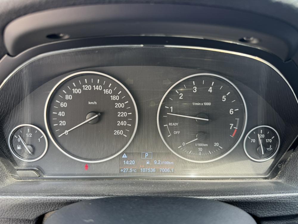 BMW 3 Series 2015 immagine di auto #23