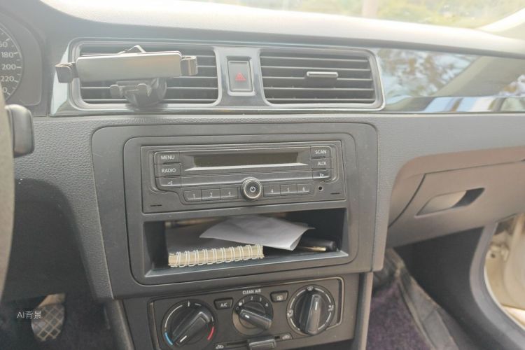 Volkswagen Santana 2016 car image #15