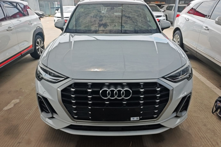 Audi Q3 2021 #3 Audi Q3 2021 car image #3
