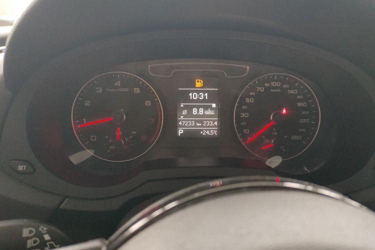 Audi Q3 2016 #8 Audi Q3 2016 car image #8