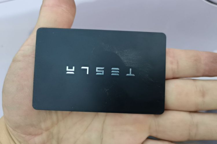 Tesla Model Y 2023 #9 Tesla Model Y 2023 صورة سيارة #9