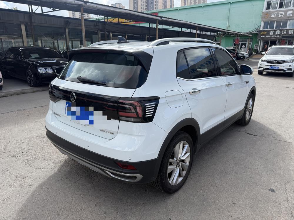 Volkswagen T-Cross 2023 car image #6
