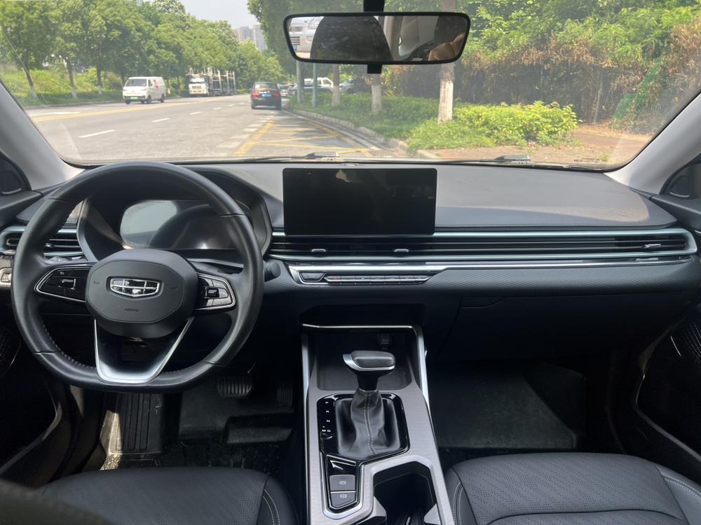 GEELY Emgrand 2021 car image #7