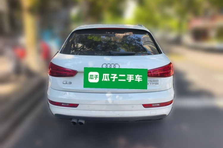 Audi Q3 2018 car image #4