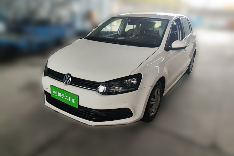 Volkswagen Polo 2016 car image #2