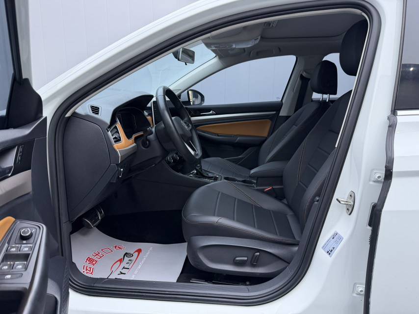 Volkswagen Bora 2023 car image #7