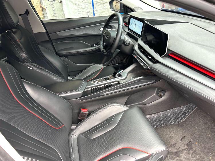 GEELY Binray 2022 immagine di auto #7