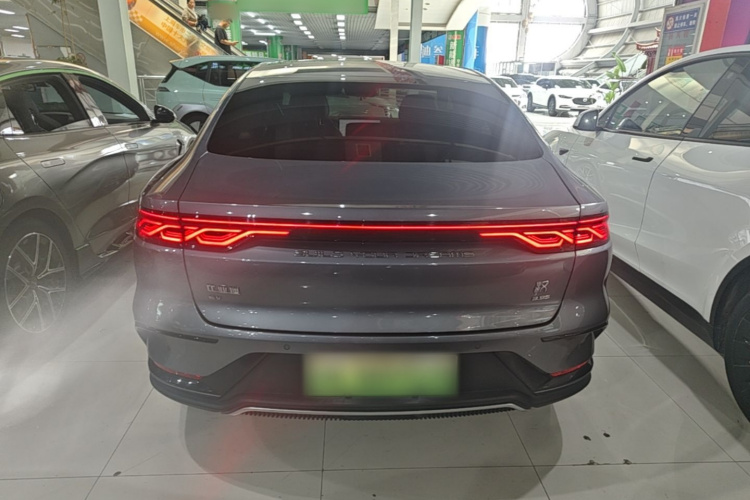 BYD Han 2022 #6 BYD Han 2022 car image #6