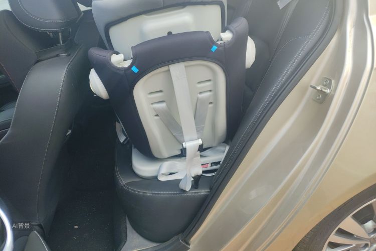 GEELY Emgrand 2018 изображение автомобиля #19