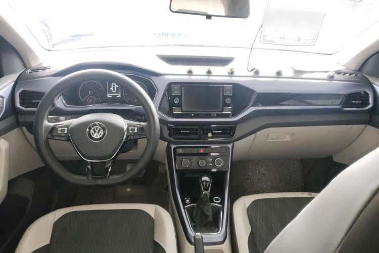 Volkswagen T-Cross 2021 car image #10