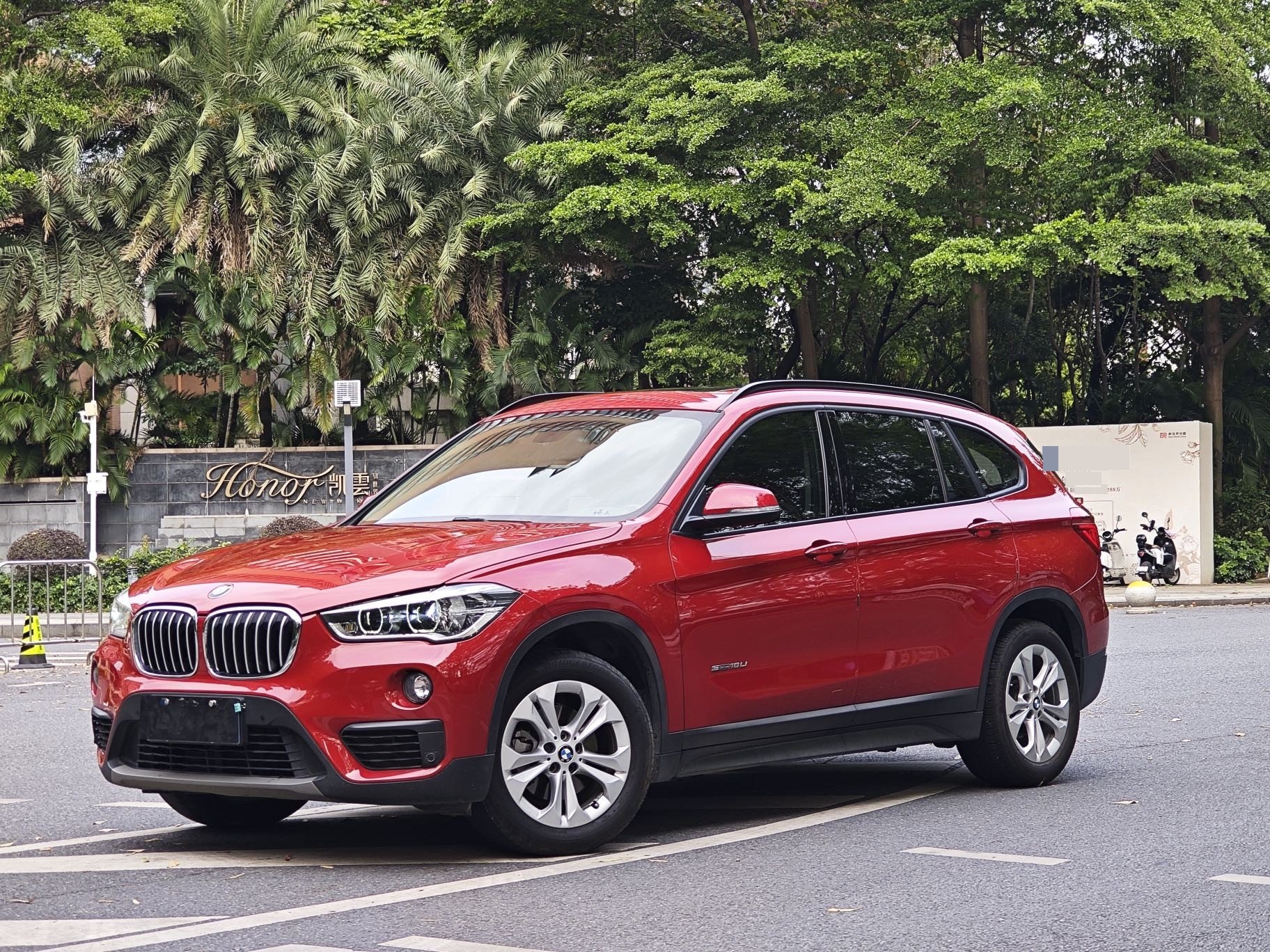2016 2016 car image
