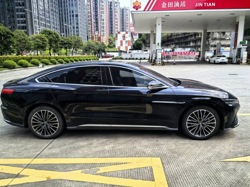 BYD Han 2021 car image #4