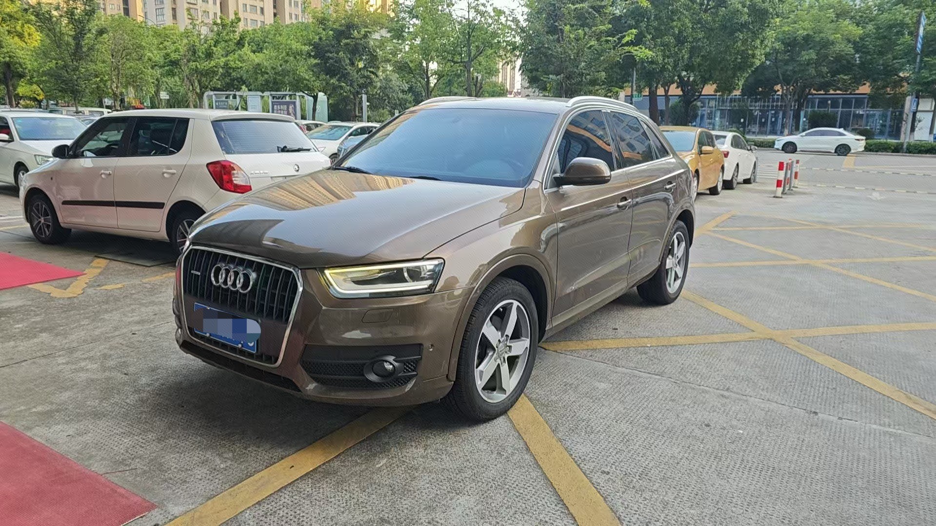 Audi Q3 2013 car image 