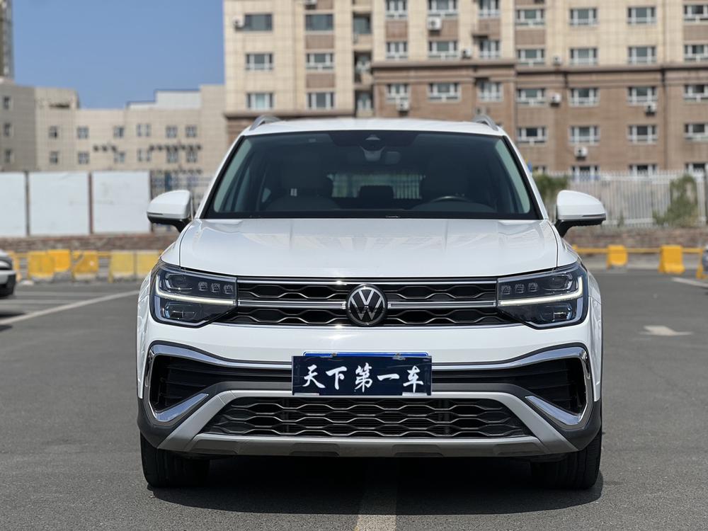 Volkswagen Tharu 2023 car image #2