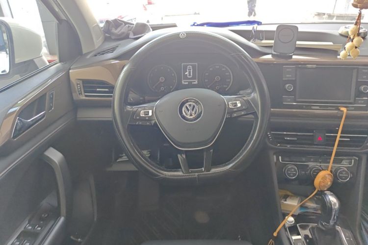 Volkswagen Tharu 2019 #15 Volkswagen Tharu 2019 car image #15