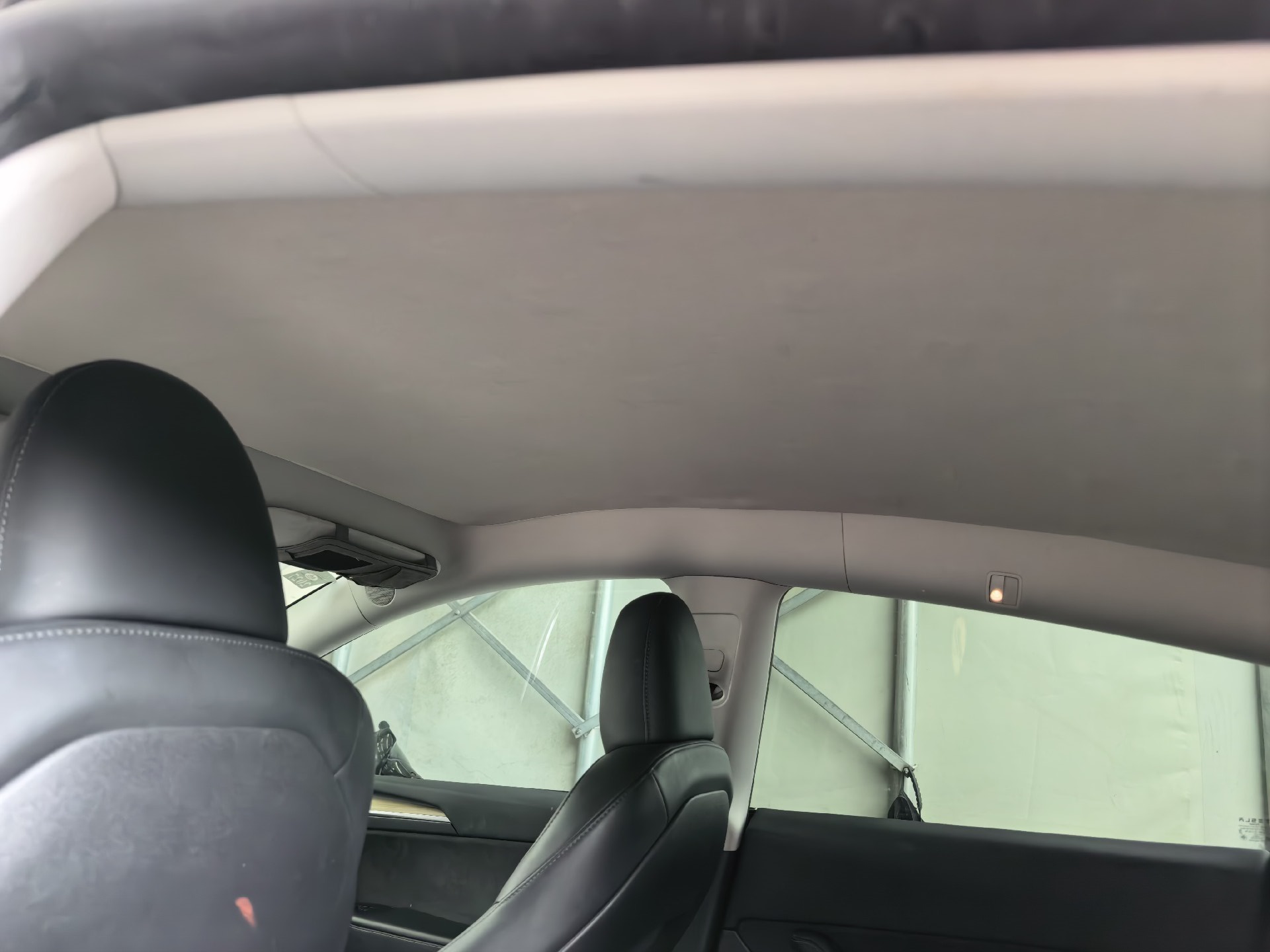 Tesla Model Y 2023 car image #4