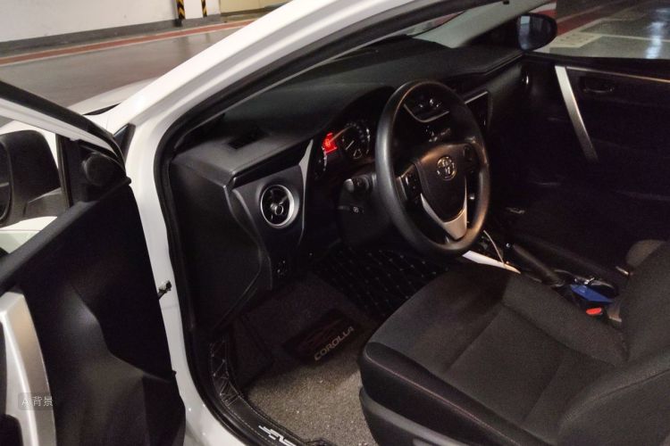 Toyota Corolla 2019 #18 Toyota Corolla 2019 car image #18