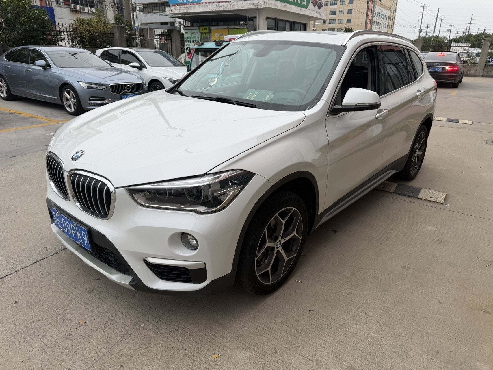 2019 2019 car image