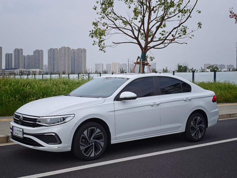 Volkswagen Bora 2025 Volkswagen Bora 2025 صورة سيارة