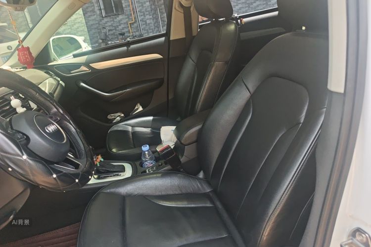 Audi Q3 2015 immagine di auto #17