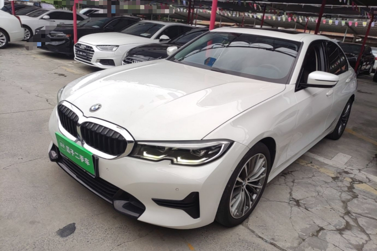BMW 3 Series 2020 car image #2