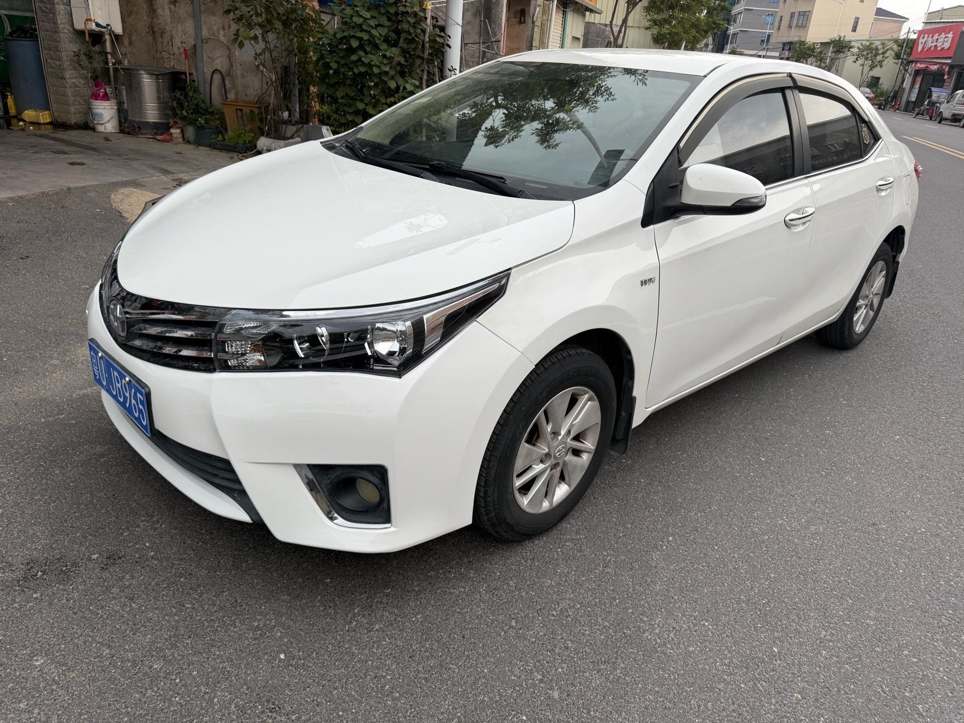 Toyota Corolla 2014 Toyota Corolla 2014 car image