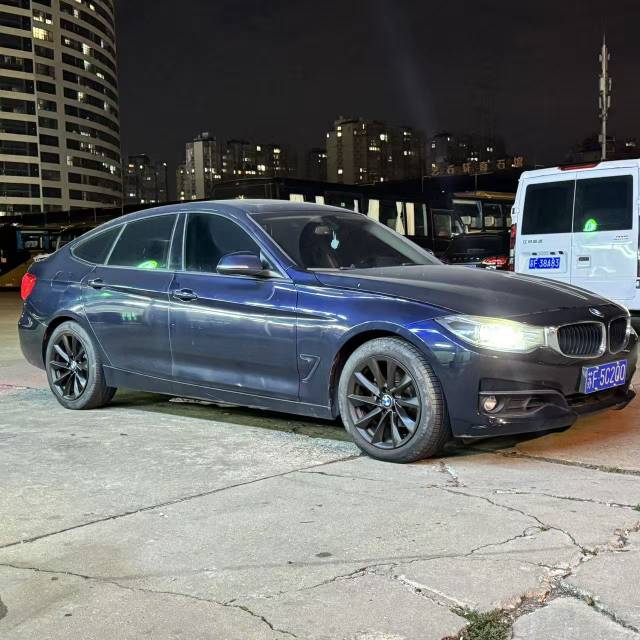 BMW 3 Series GT 2019 car image #3