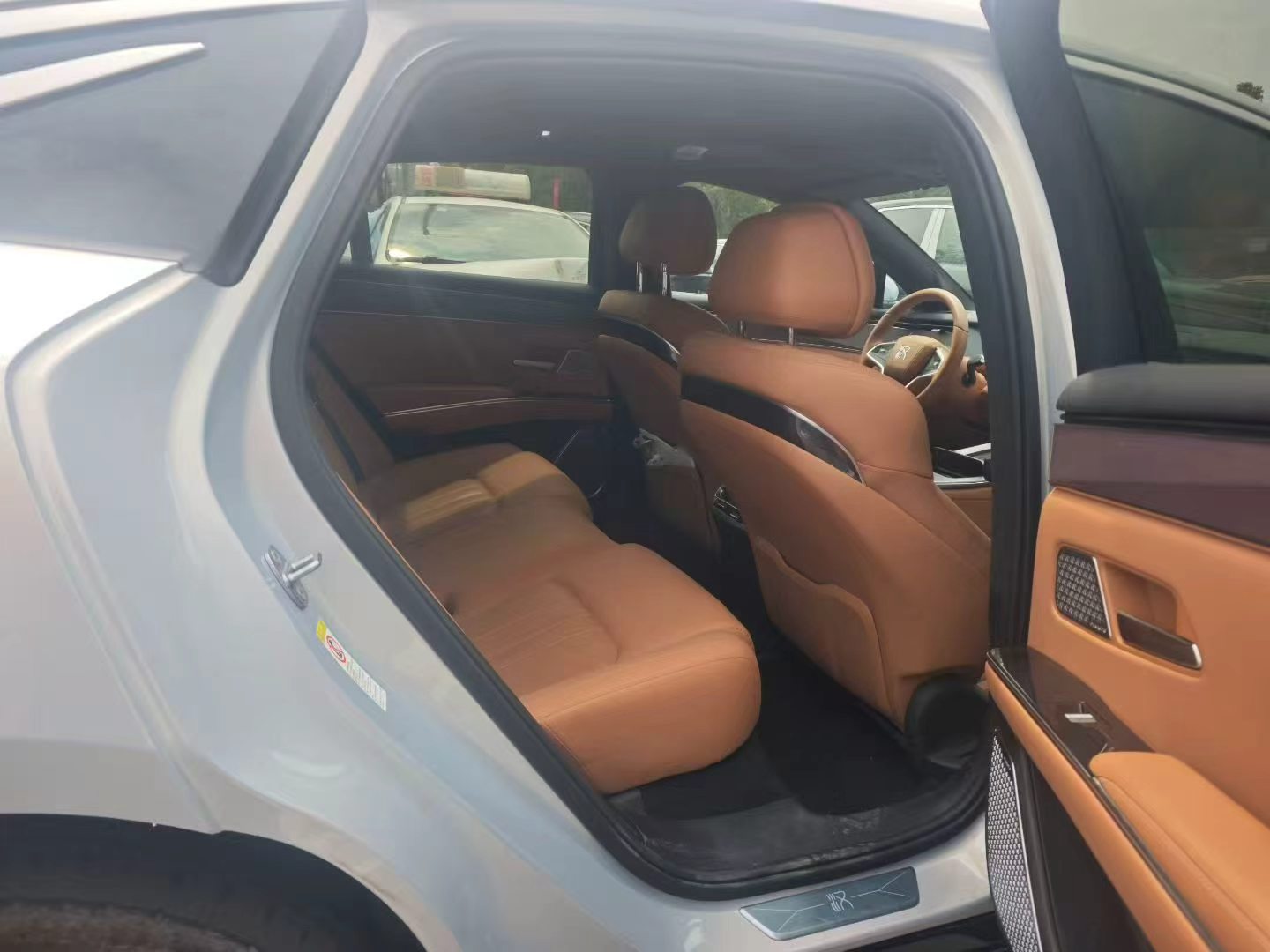 BYD HanL 2025 #5 BYD HanL 2025 imagen de coche #5