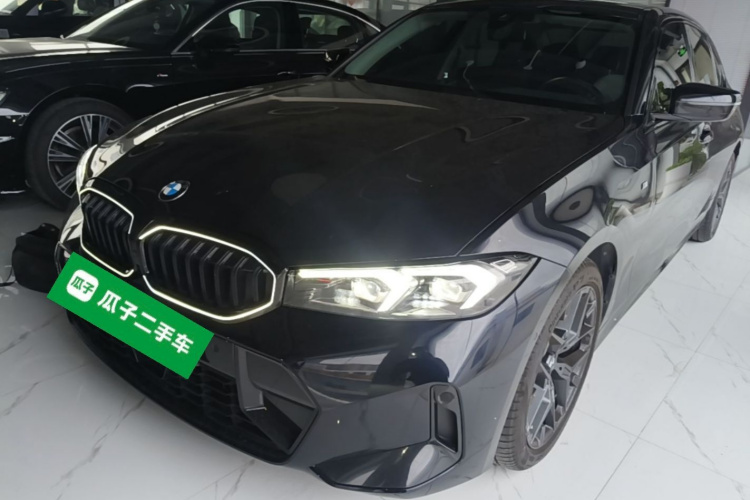 BMW 3 Series 2025 #2 BMW 3 Series 2025 car image #2