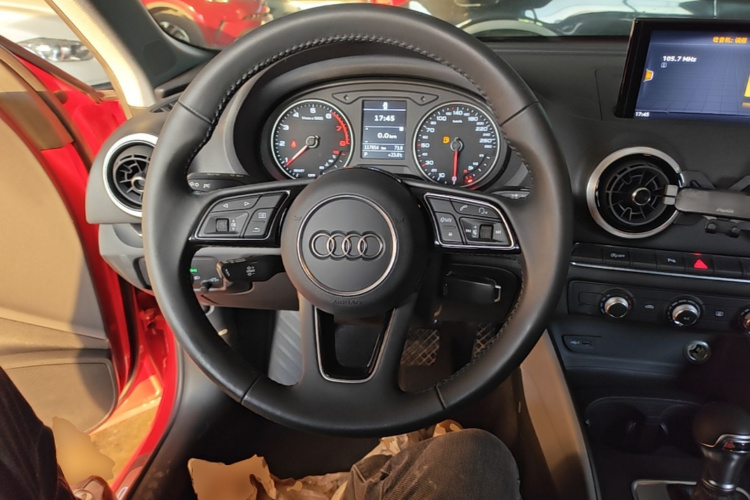 Audi A3 2020 immagine di auto #11