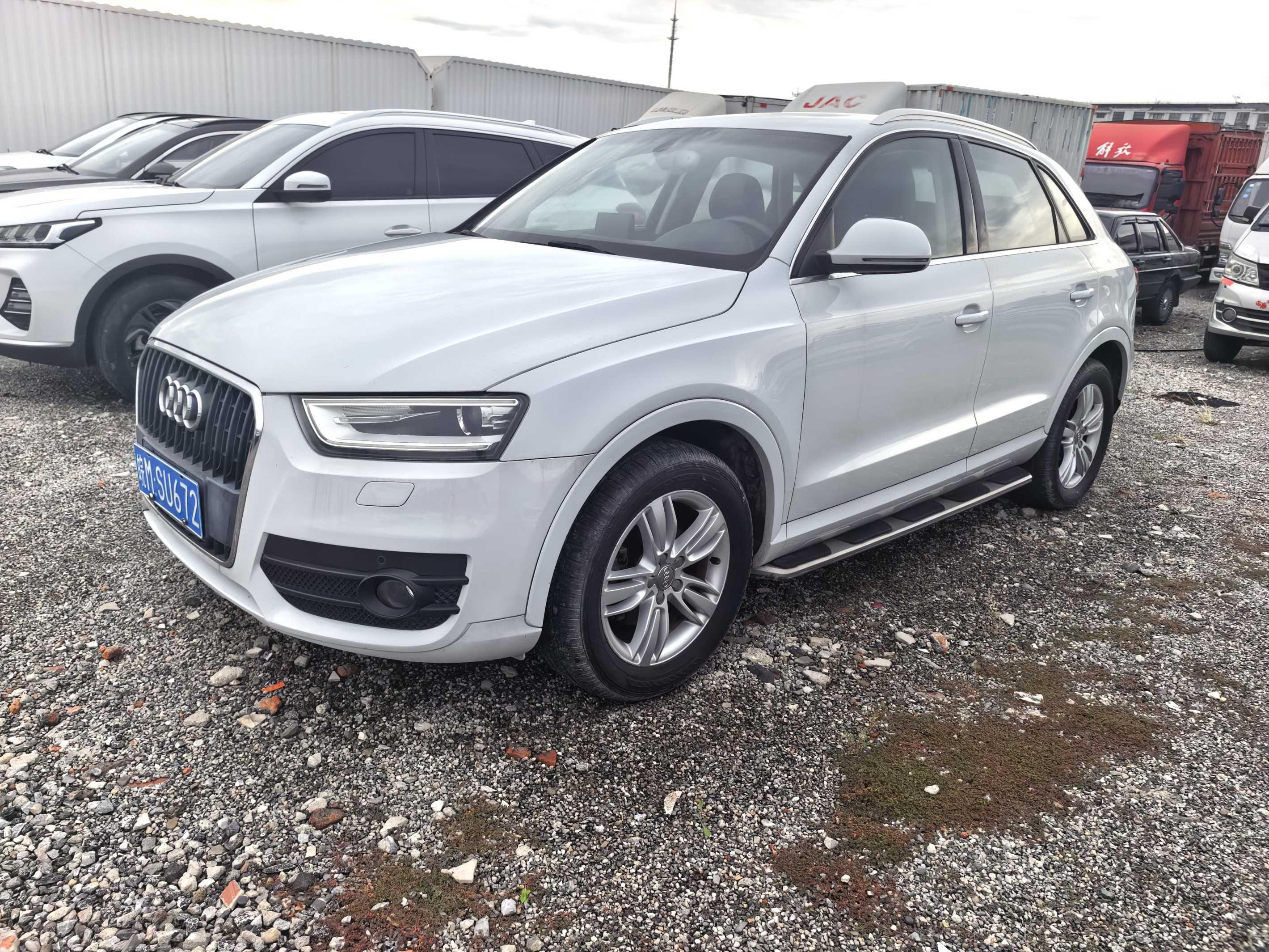 Audi Q3 2015 car image 