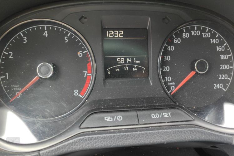 Volkswagen Polo 2019 car image #13