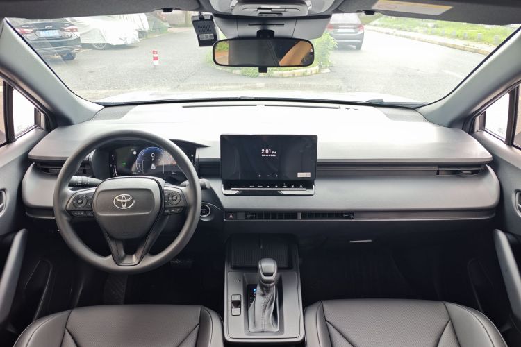 Toyota Corolla Cross 2026 immagine di auto #12