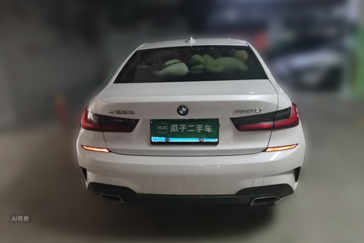 BMW 3 Series 2021 car image #6